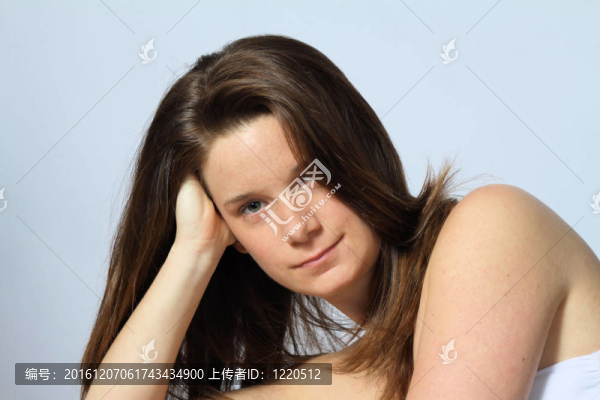 漂亮的年輕女人
