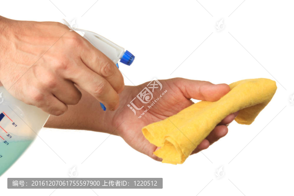 手用噴霧瓶和抹布