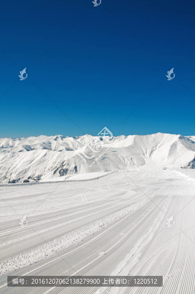 冬下高山