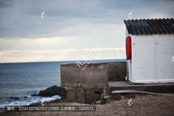 救生員在海濱景觀