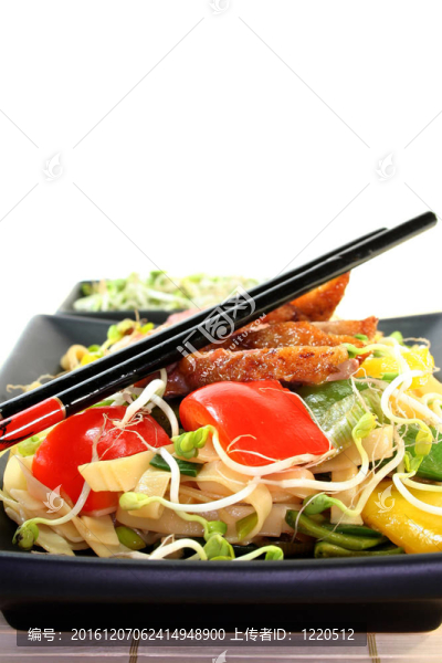 鴨胸炒面