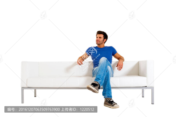沙發(fā)上的男人