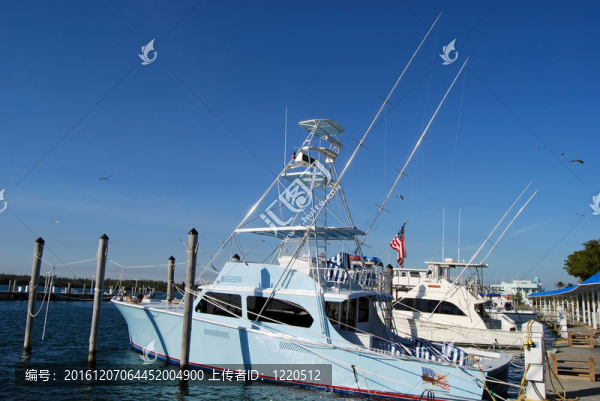 釣魚船