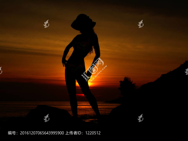 日落的女人