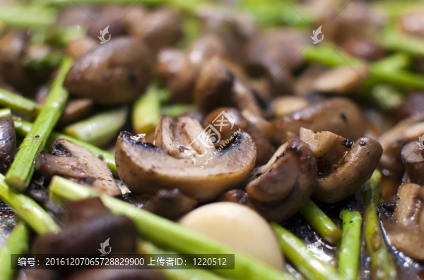 蔬菜烤蘑菇