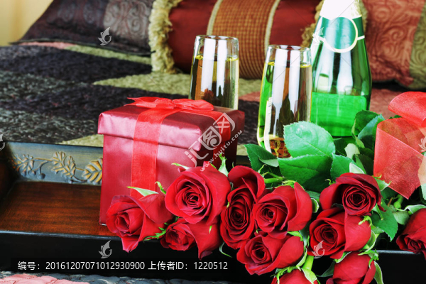 Flowers和酒