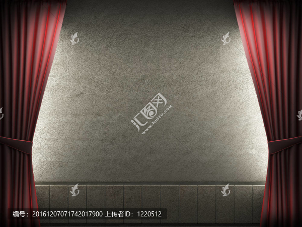 紅絲絨窗簾和石墻