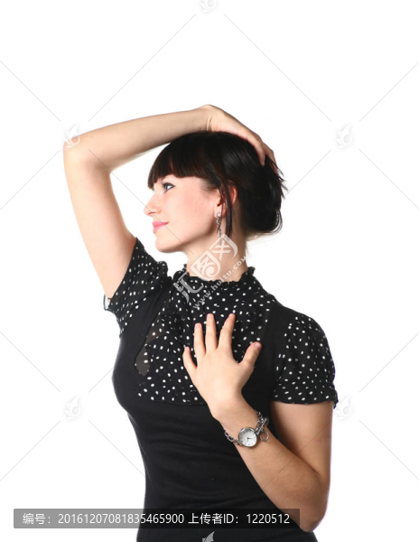 美麗的黑發(fā)女人