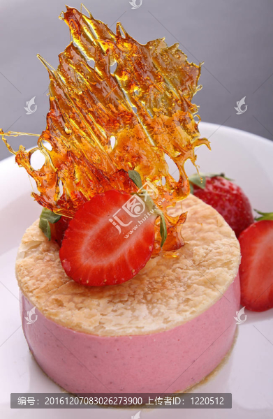 草莓奶油焦糖