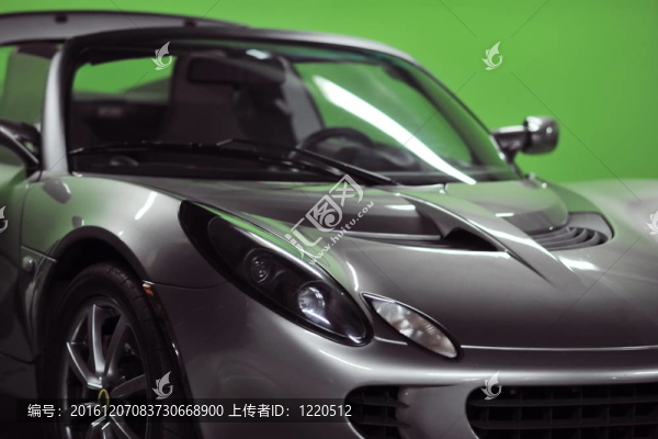 綠色背景跑車