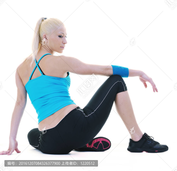 健身和鍛煉與金發(fā)女人
