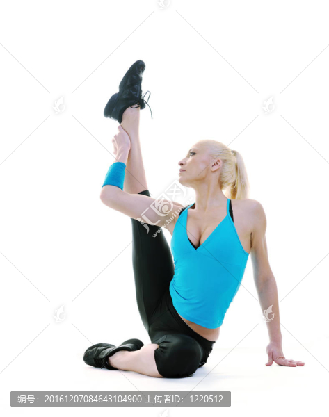 健身和鍛煉與金發(fā)女人