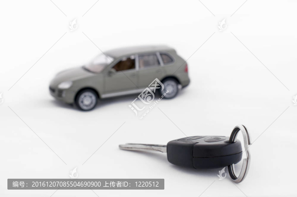 鑰匙和背景車