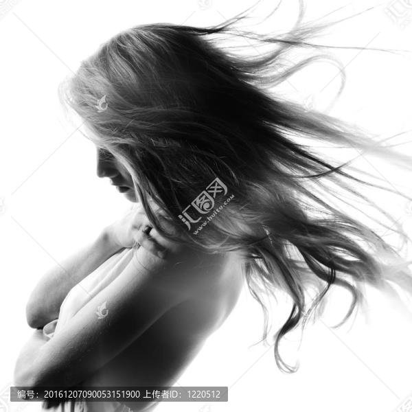 時(shí)尚肖像年輕優(yōu)雅女性卷發(fā)