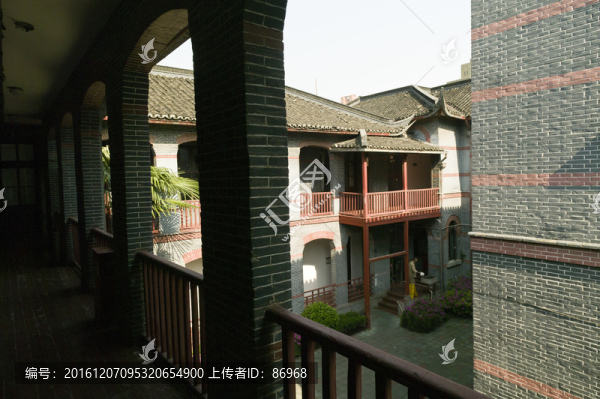 華東政法大學(xué)