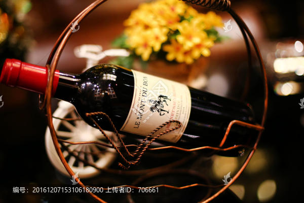 紅葡萄酒