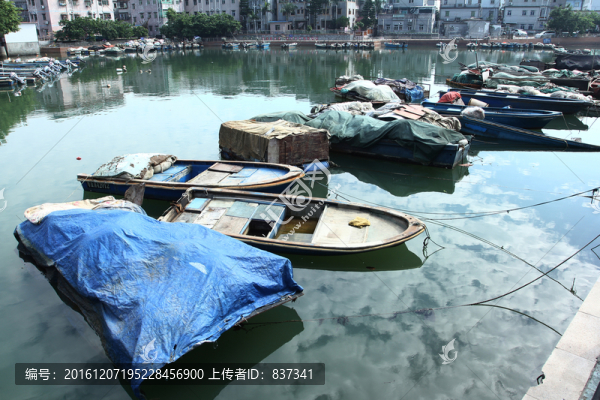 漁船