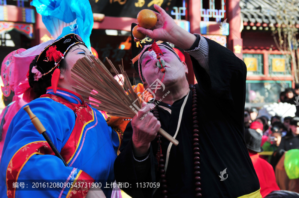 正月里,春節(jié)廟會