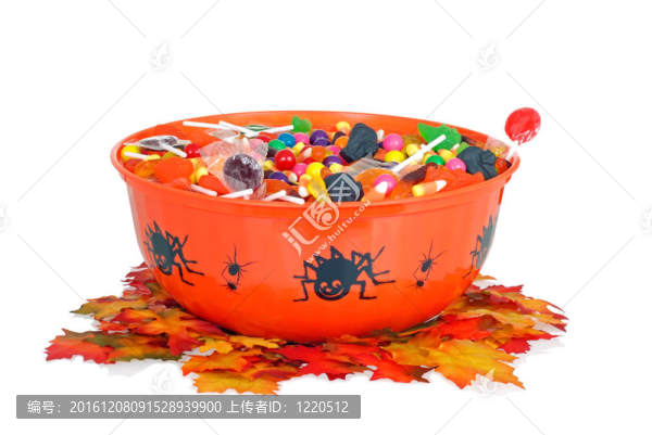 萬(wàn)圣節(jié)糖果在碗與秋天