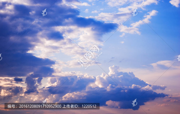 陰沉的云