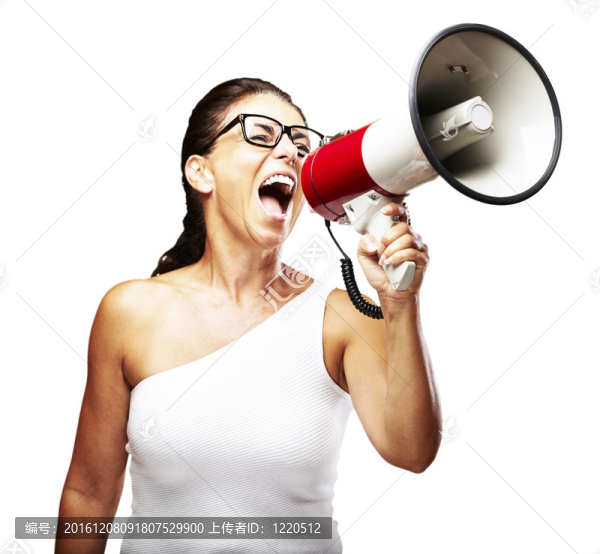女人用擴音器喊