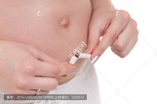 懷孕肚子帶香煙