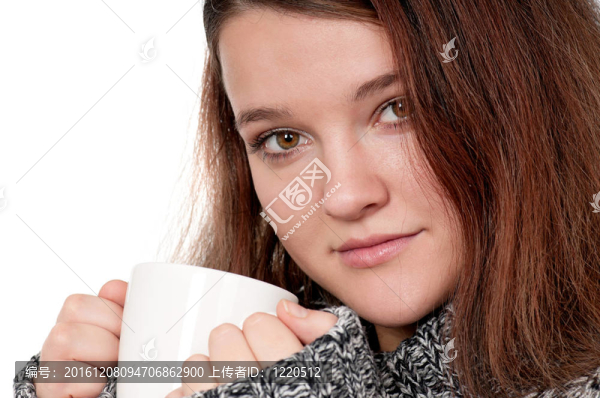 女孩與杯