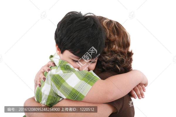 快樂兒童擁抱母親肖像
