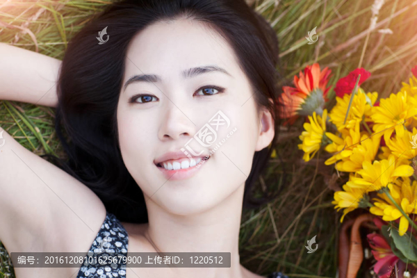 美麗的亞洲女子