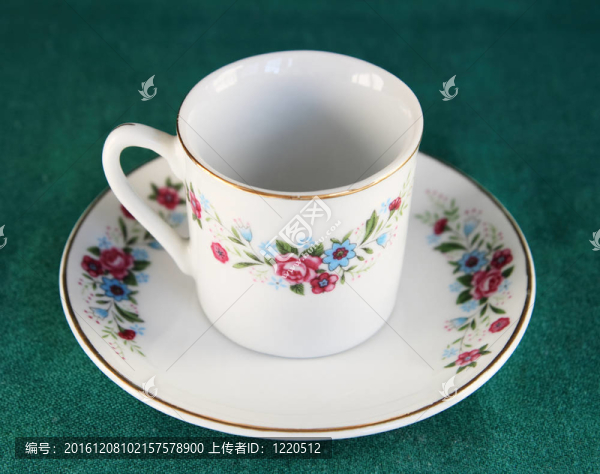 茶杯和茶碟