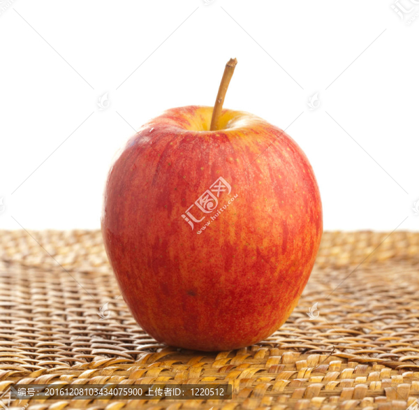 蘋(píng)果在柳條