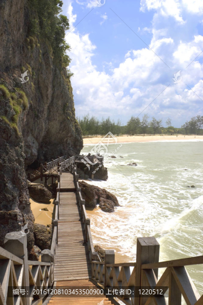 登嘉樓沿海海灘木板路