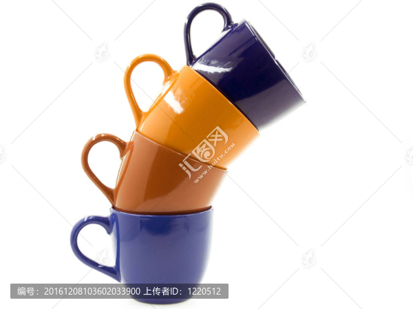 四杯不同的顏色