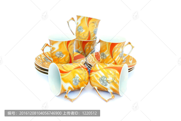 杯子和盤子
