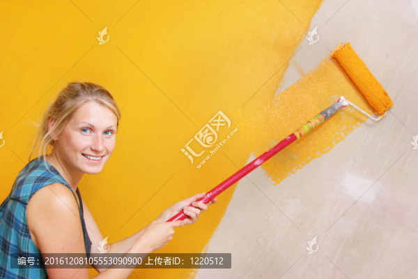 女人畫壁