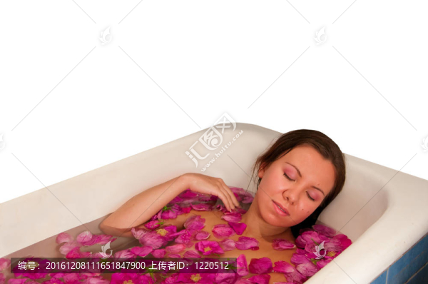 美女沐浴