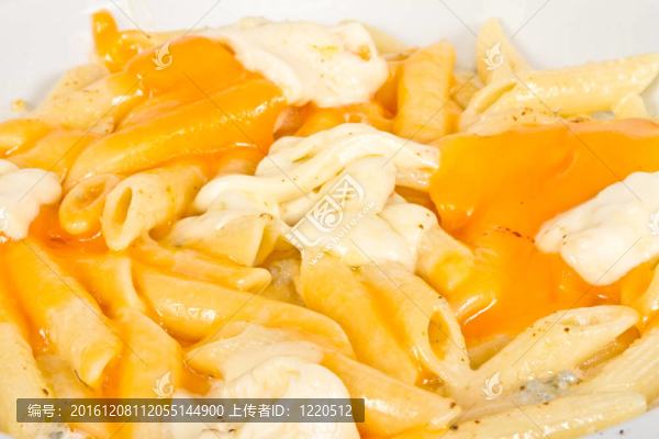 意大利通心粉和干酪；多藍(lán)；chamamber奶酪
