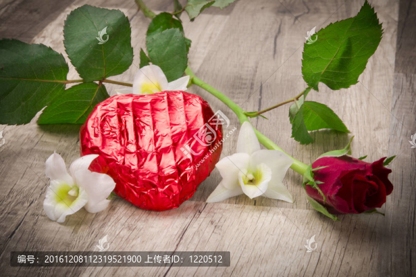 玫瑰和Schokoladenherz,am,Valentinstag
