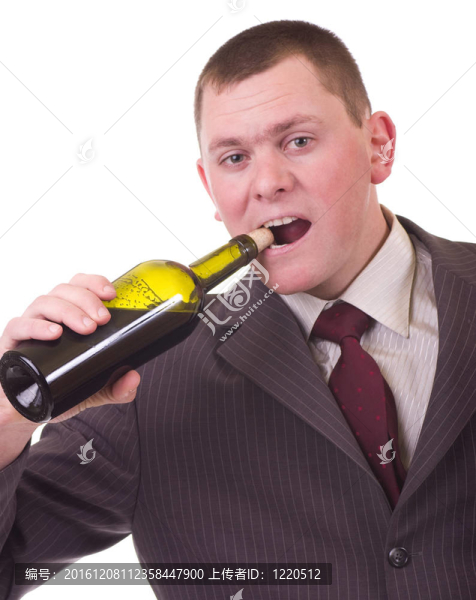 驚吻男子套裝