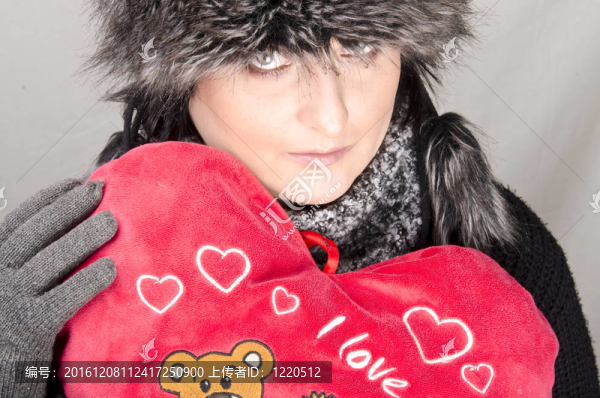 與valentins墊的女人