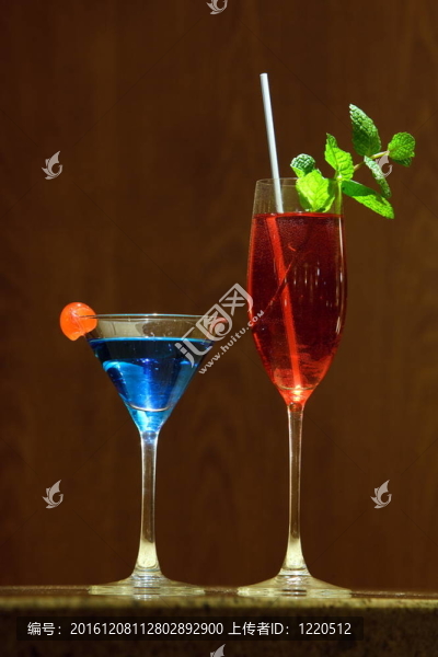 雞尾酒杯