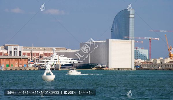 距離巴塞羅那港