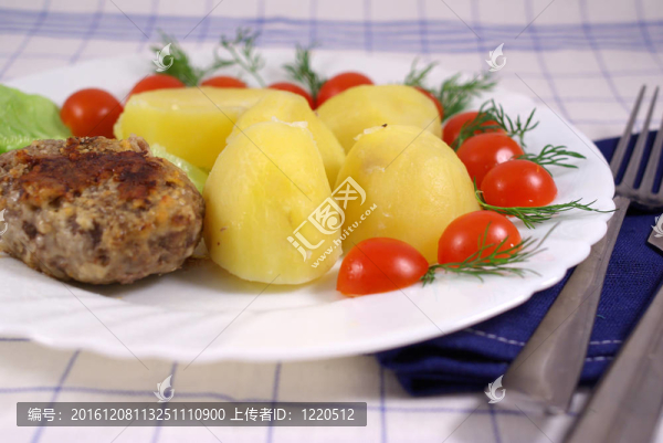 煮土豆希望肉片