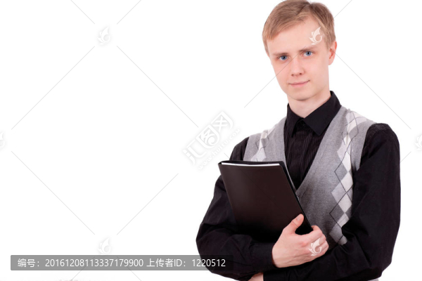 帶文件夾的年輕人