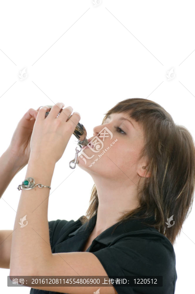 年輕的女人
