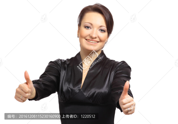 快樂的年輕女子在白色背景下的歡樂與自由中舉手