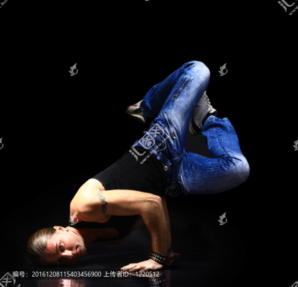 時尚和酷的霹靂舞舞者構(gòu)成風格