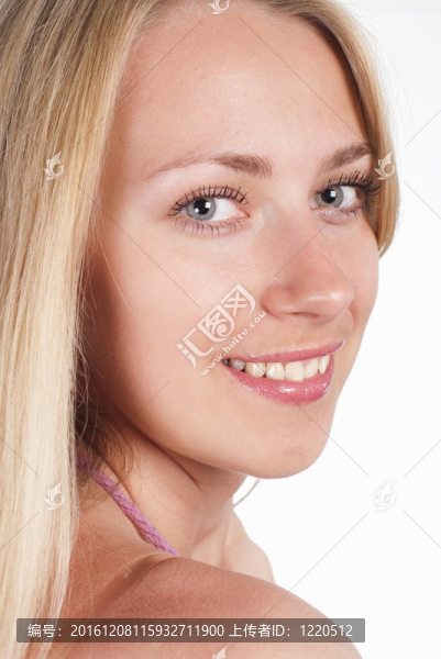好女孩冒充