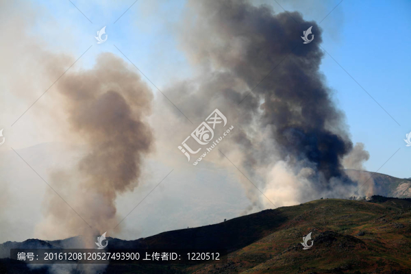 夏天的火山