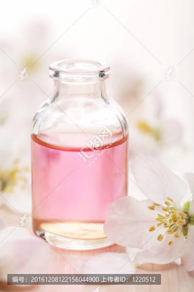 精油和花